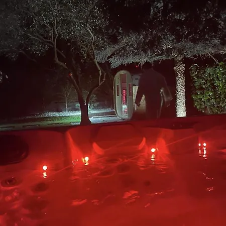 Luxury Experience - With Pool And Parking Garage ゲストハウス
